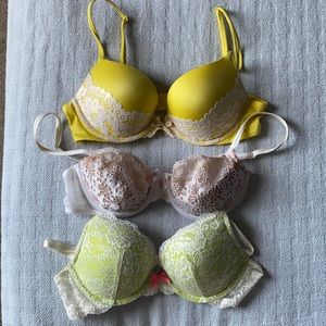 Set of 3 Victoria’s Secret Bras 34B